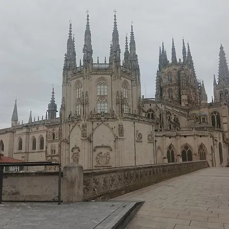 La Tahona De Saldana Бургос